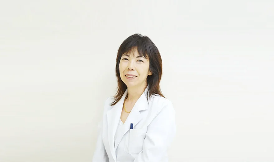 顧問/歯学博士/教授 住友 麻優子