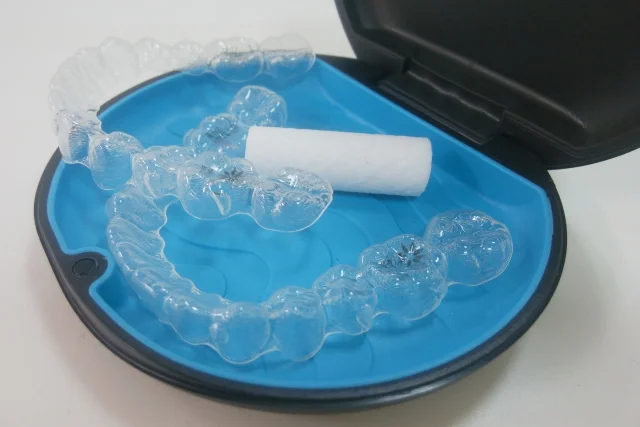 image - ルーチェマウスピース矯正歯科 リテーナーの使い方、交換のタイミング