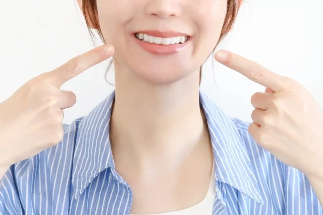 マウスピース矯正とホワイトニングを同時に行うメリット