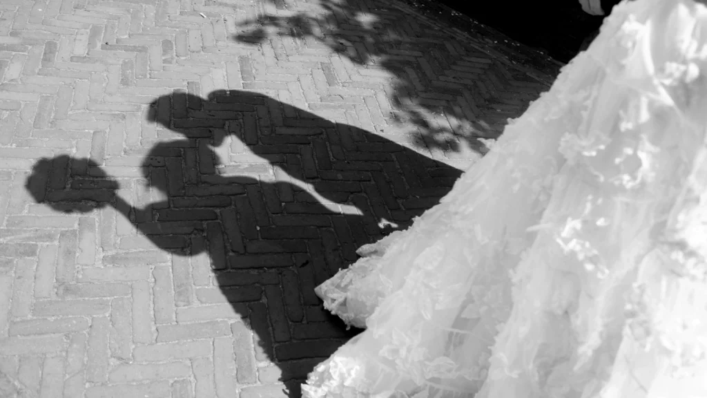 マウスピース矯正は結婚式や入学式に間に合う? - ルーチェマウスピース矯正歯科 マウスピース矯正は結婚式や入学式に間に合う?