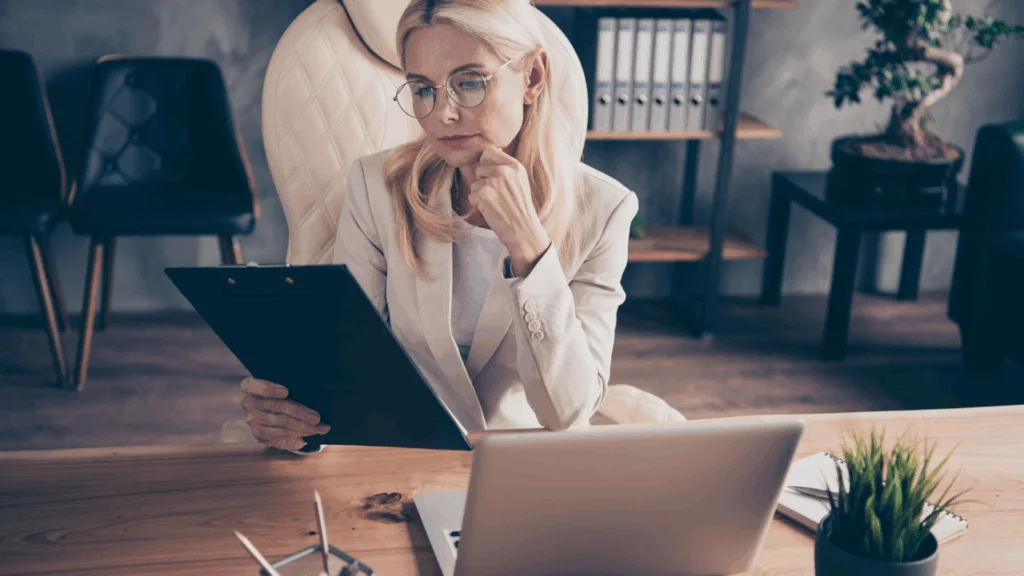 ママも美しく！妊娠中のマウスピース矯正で気をつけたい事　